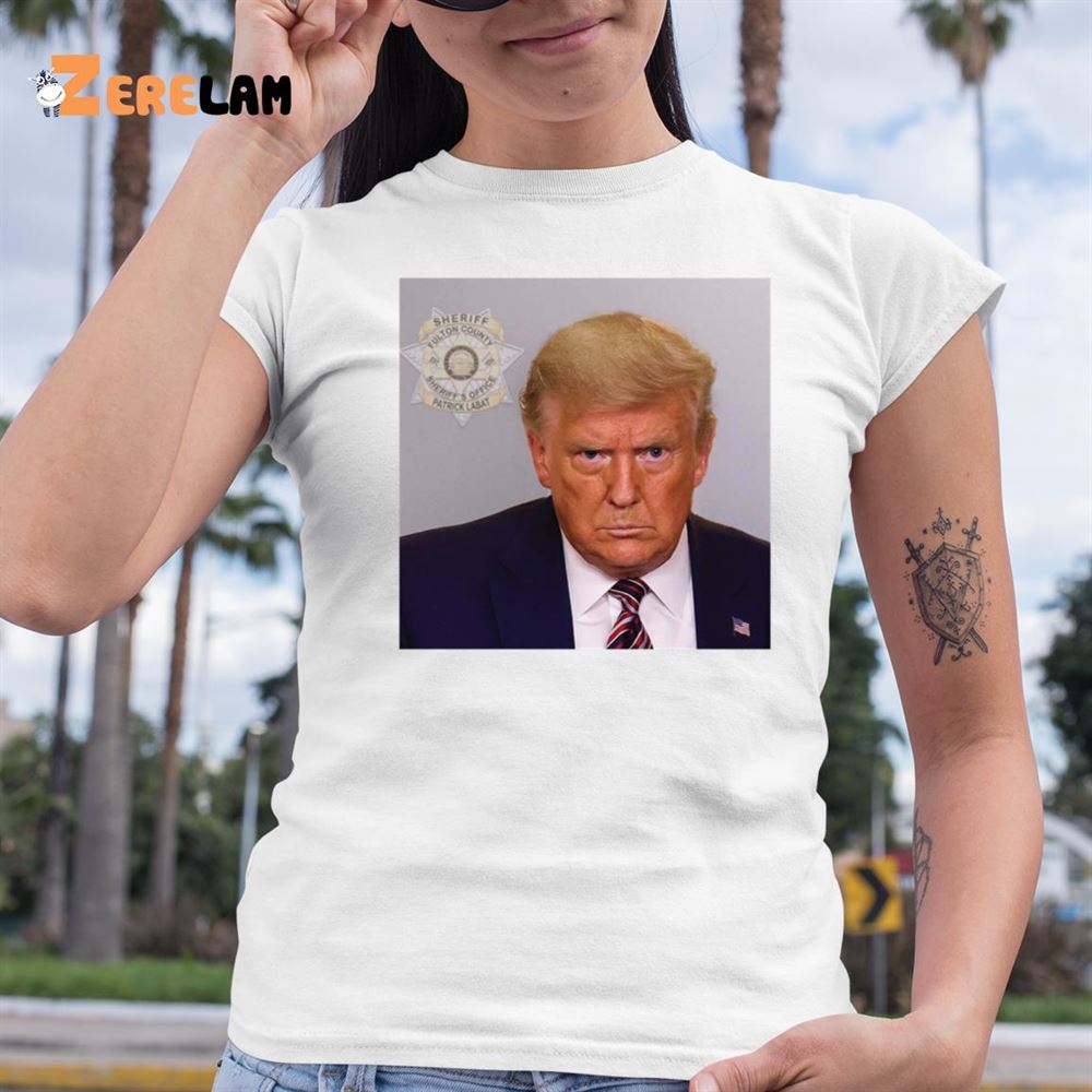 https://zerelam.com/wp-content/uploads/2023/08/Donald-Trump-Mugshot-Shirt-Fulton-County-Sheriff-Office-Patrick-Labat_6_1.jpg