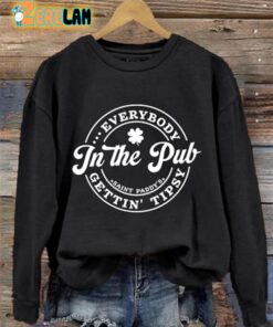 Everybody Gettin’ Tipsy In The Pub Sweatshirt