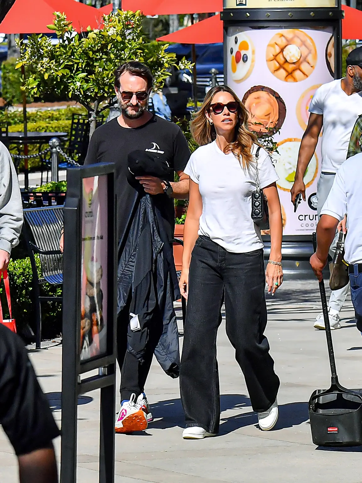 The pair dressed casually while as they made their way through the Calabasas Commons.